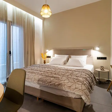 Apartment Stylish And Modern Near Nea Chora