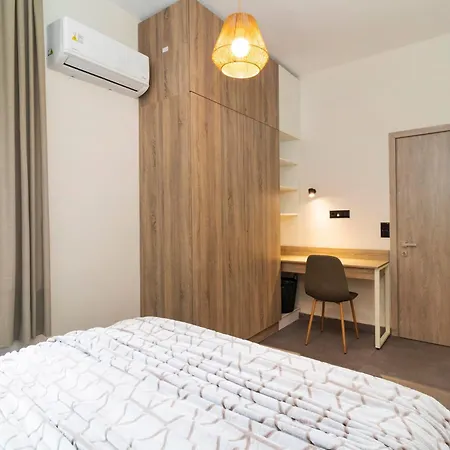 Apartment Stylish And Modern Near Nea Chora
