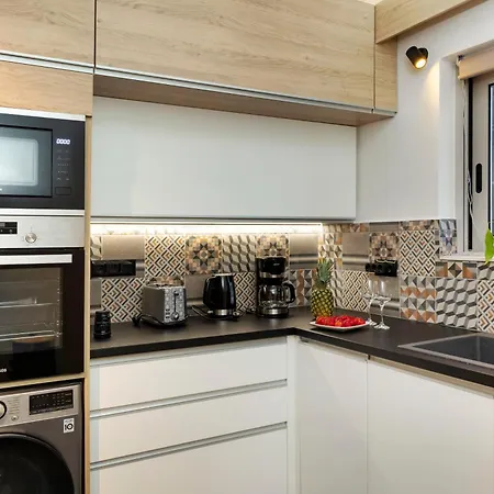 דירה Stylish And Modern Near Nea Chora חאניה